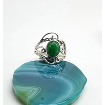 Ezüst női  gyűrű smaragd  kővel 56-os