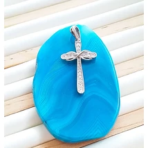 Ezüst kereszt medál cirkónia kövekkel