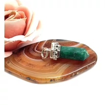 Ezüst medál smaragd  kővel,csúcs