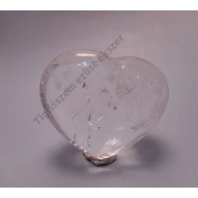 Ásvány marokkő ,HEGYIKRISTÁLY ,szív