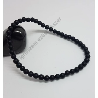  ONIX  karkötő 4mm-es szemek 19 cm