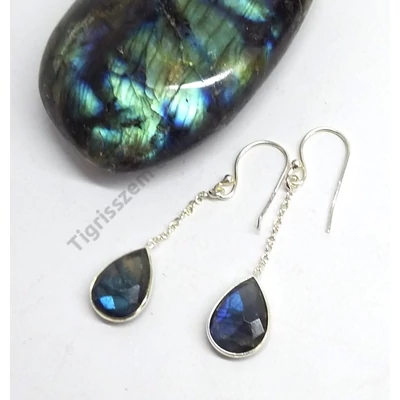 Ezüst fülbevaló labradorit kővel