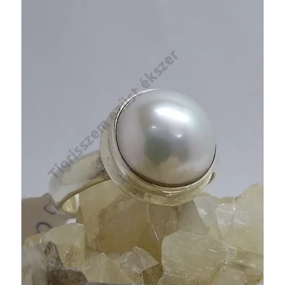 Ezüst gyűrű édesvízi tenyészetett gyönggyel 60-as