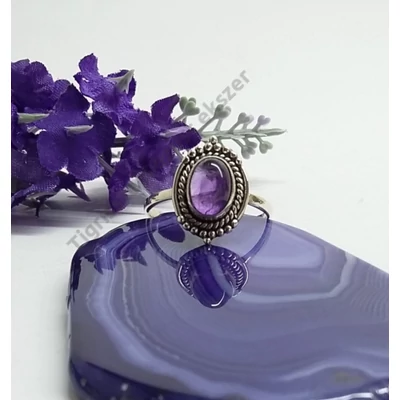 Ezüst női  gyűrű ametiszt 57-es