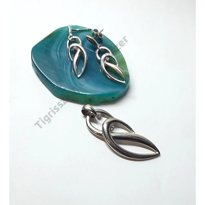 Ezüst szett cirkónia kövekkel,srófos