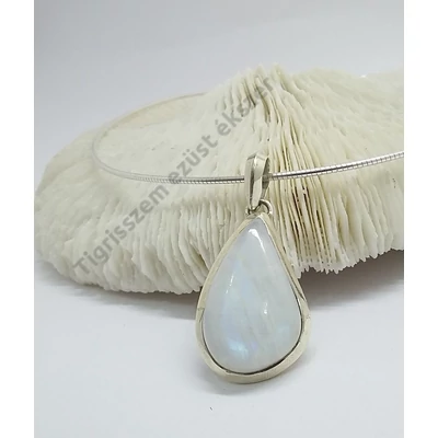 Ezüst medál holdkő